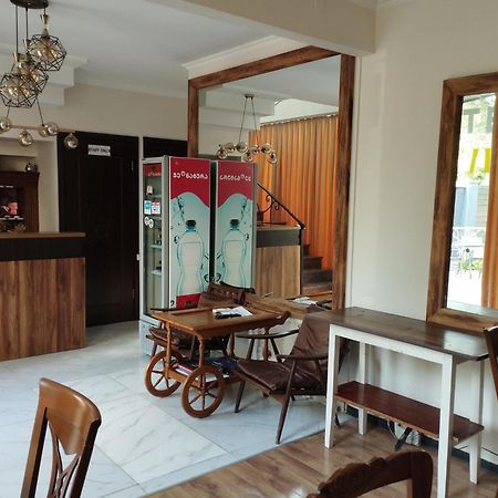 David Hotel Kutaisi Ngoại thất bức ảnh