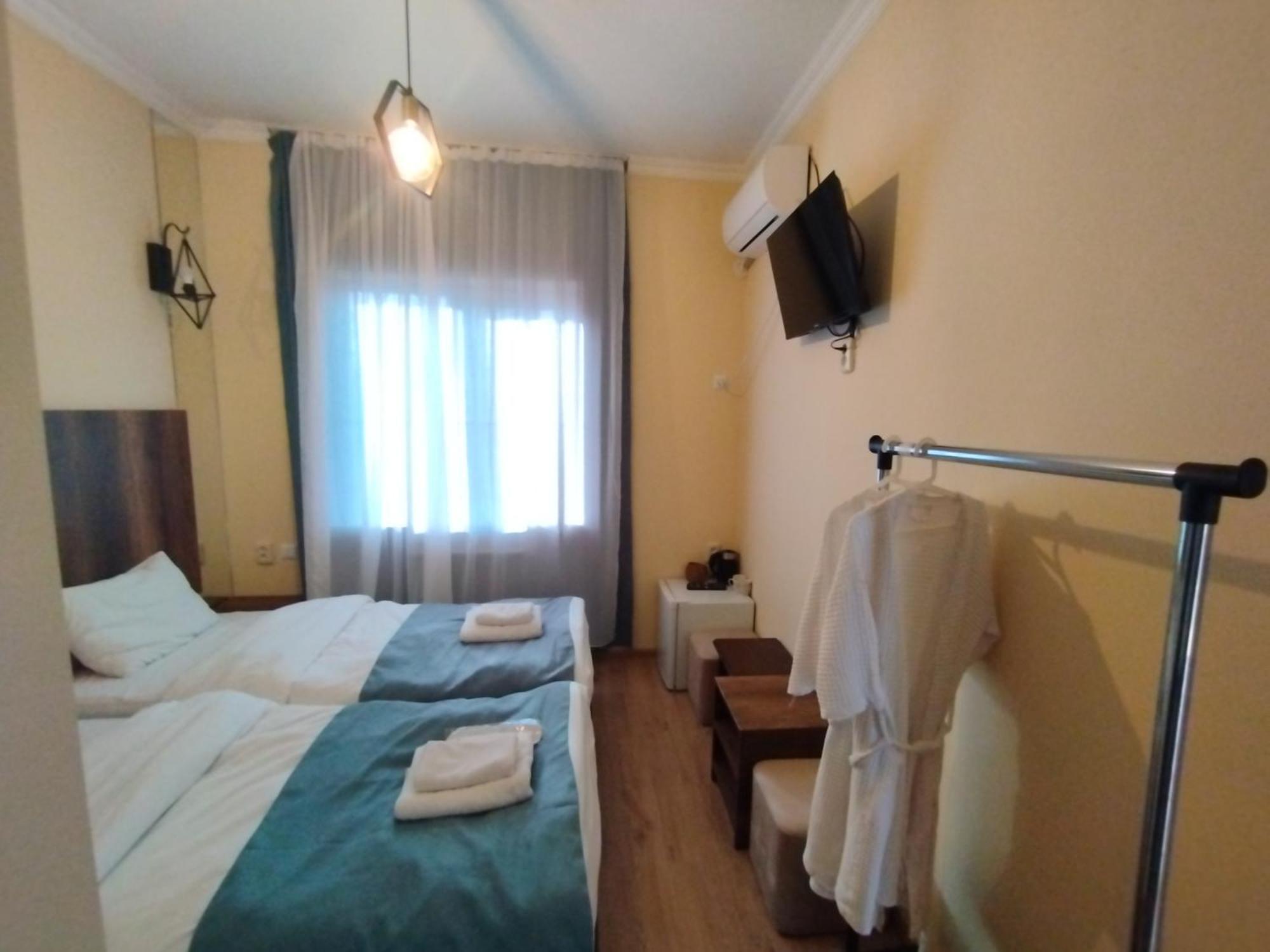David Hotel Kutaisi Ngoại thất bức ảnh