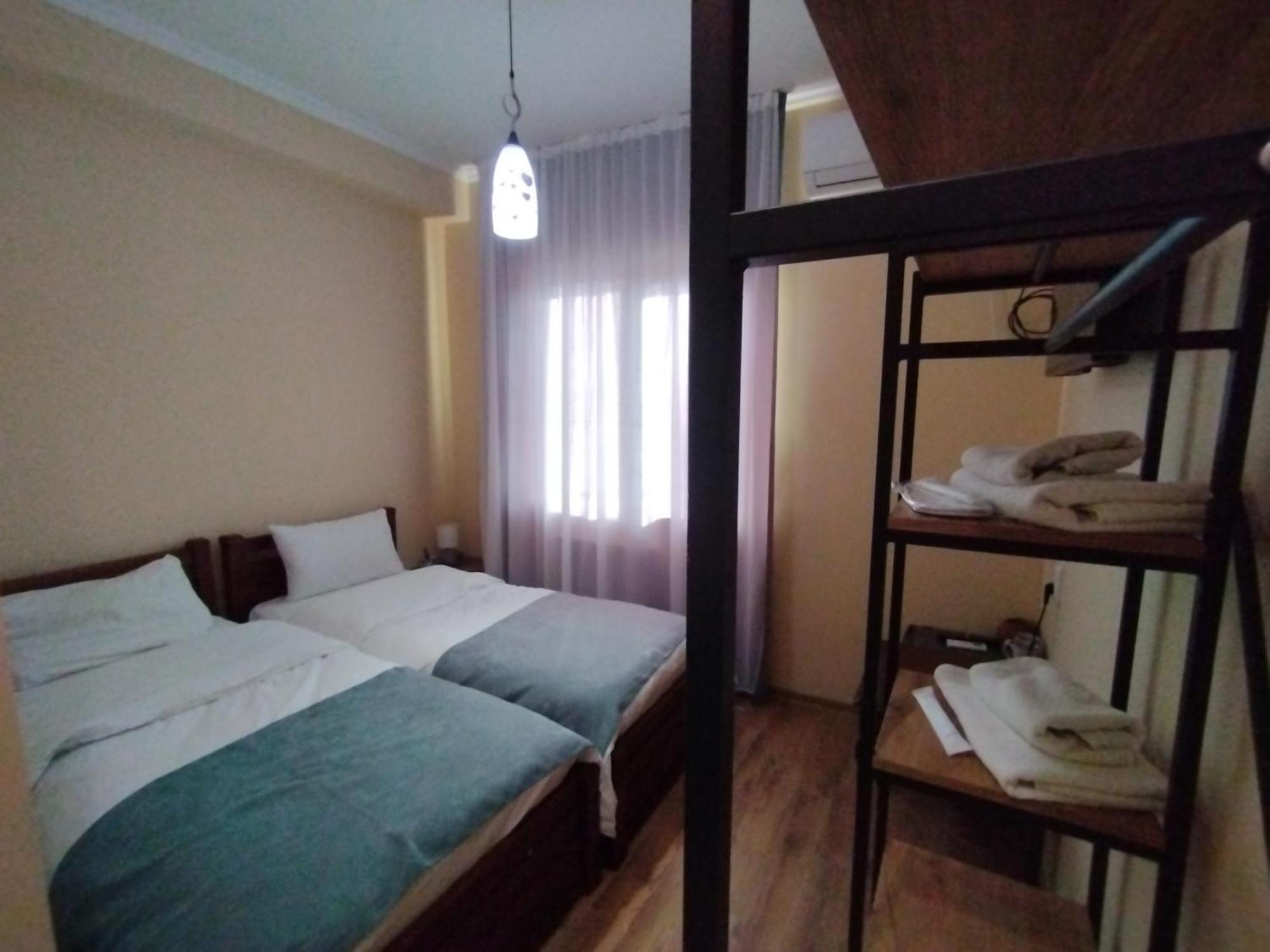 David Hotel Kutaisi Ngoại thất bức ảnh