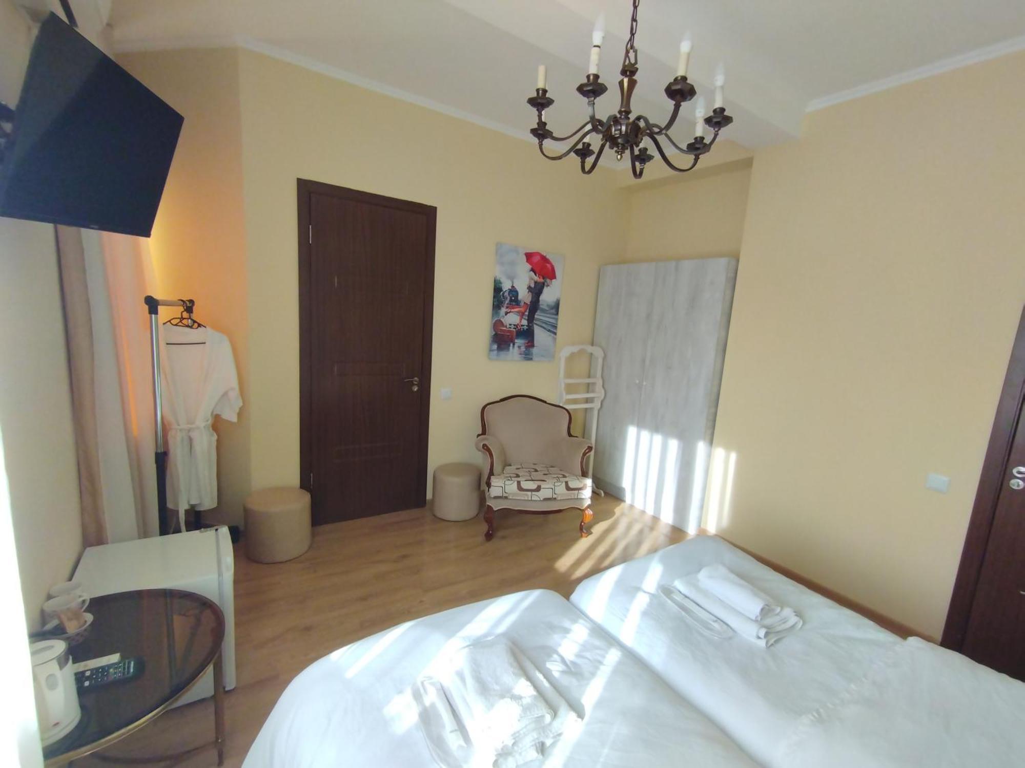 David Hotel Kutaisi Ngoại thất bức ảnh